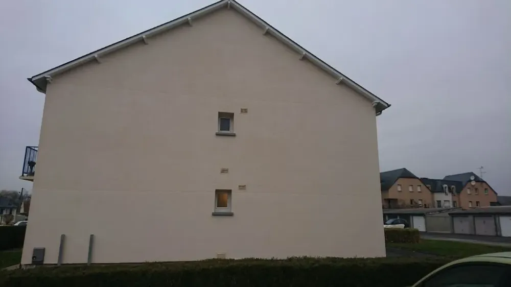 Peintre en bâtiment à Eraines