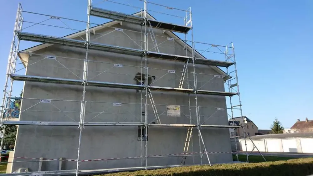 Nettoyage de façade à Eraines